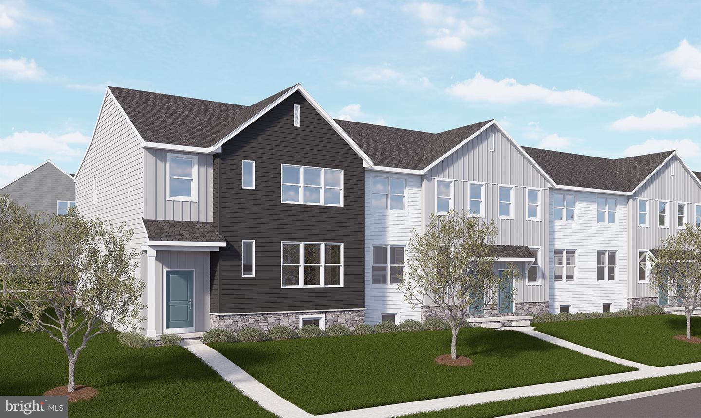 8 Conifer Dr, Elizabethtown, PA 17022