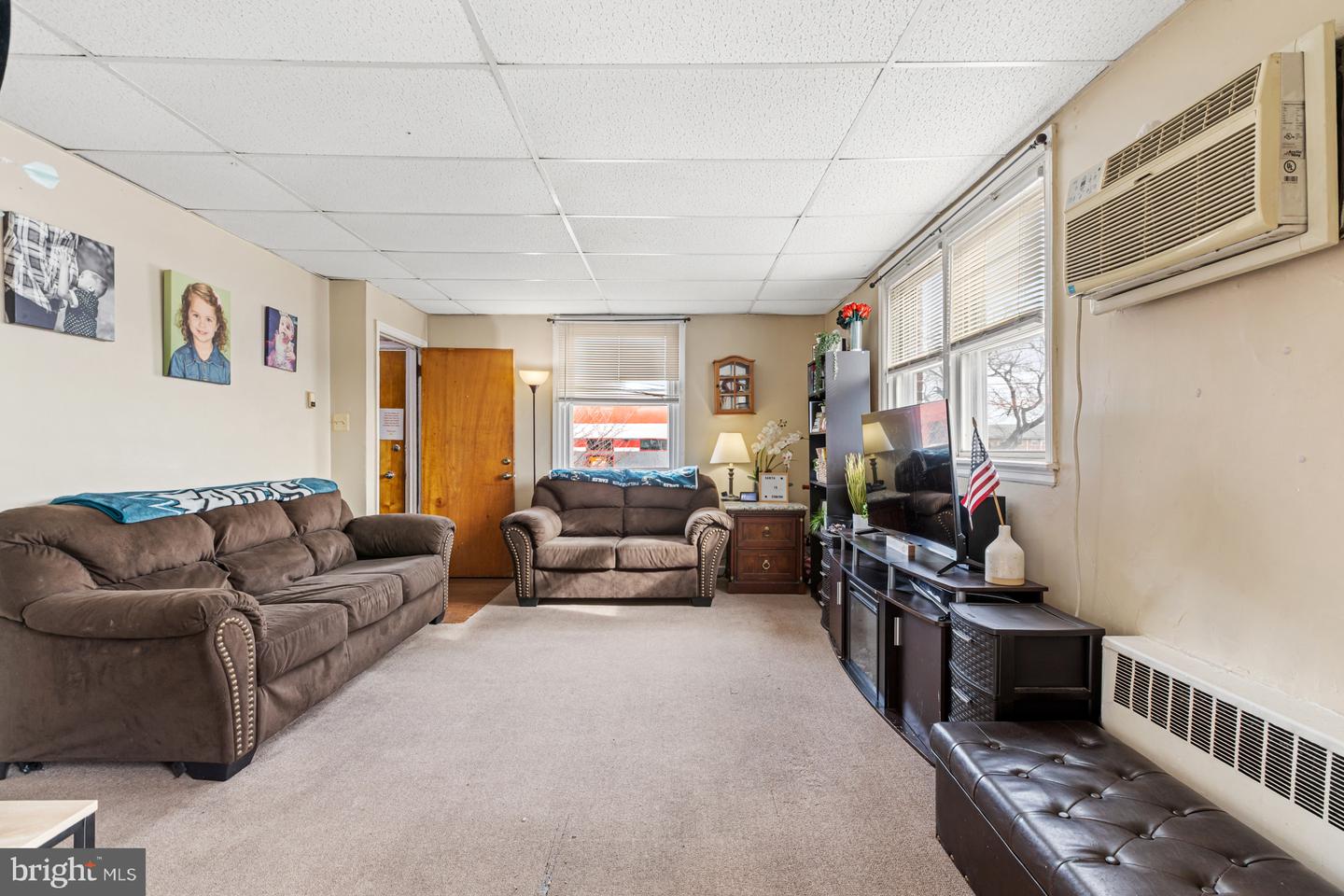 6136 Hawthorne St, Philadelphia, PA 19135 photo
