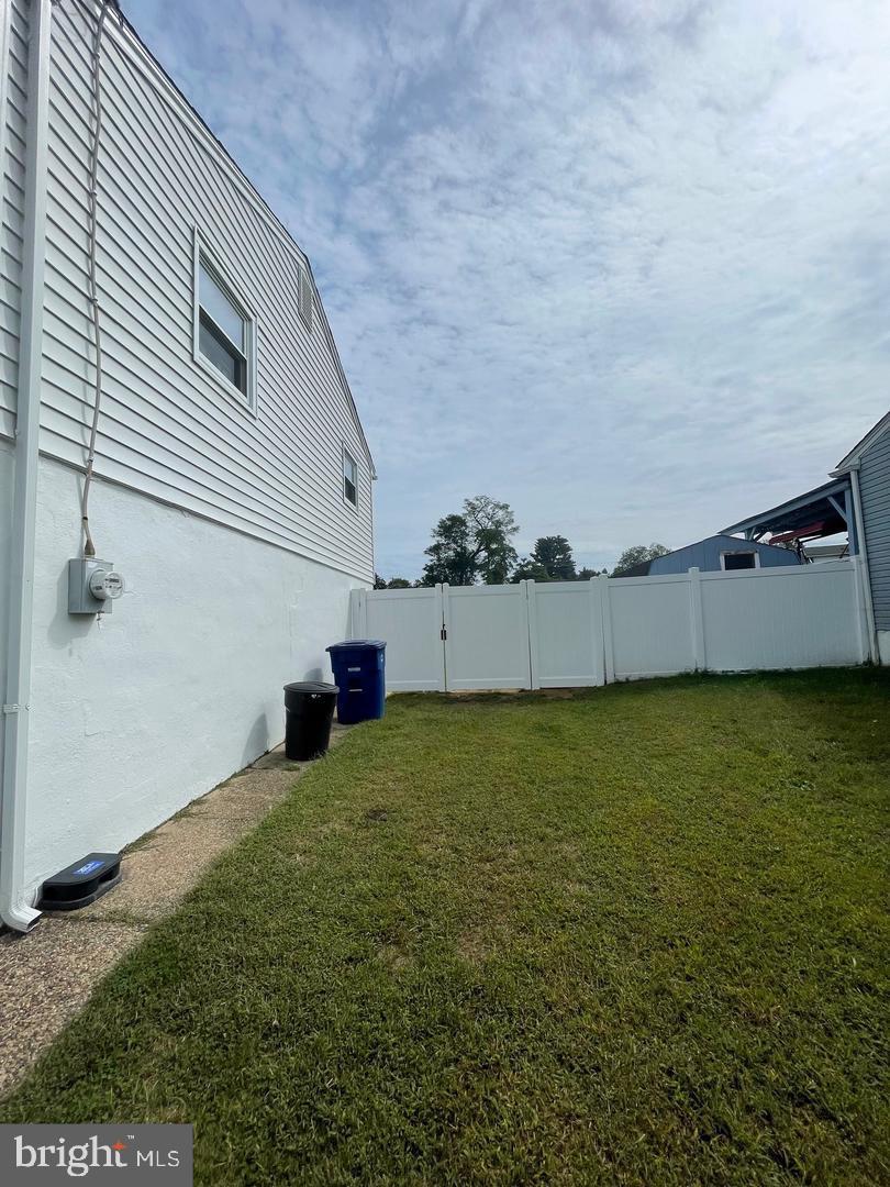 218 Hendrickson Ave, Edgewater Park, NJ 08010 photo