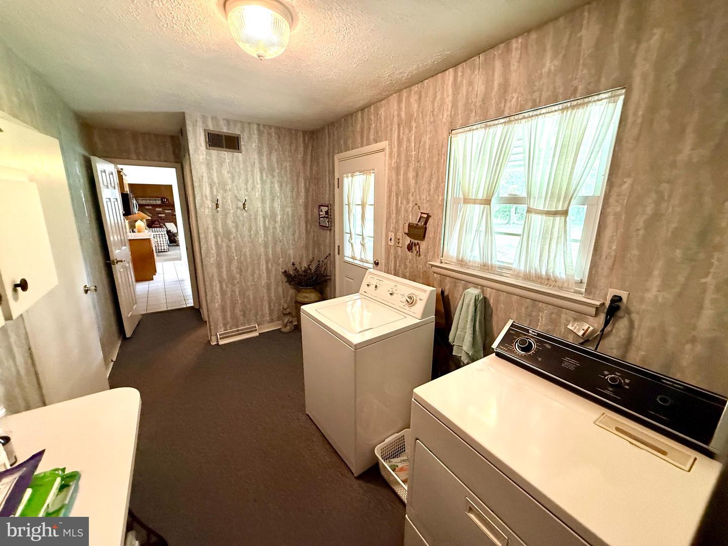 2420 Exton Rd, Hatboro, PA 19040 photo