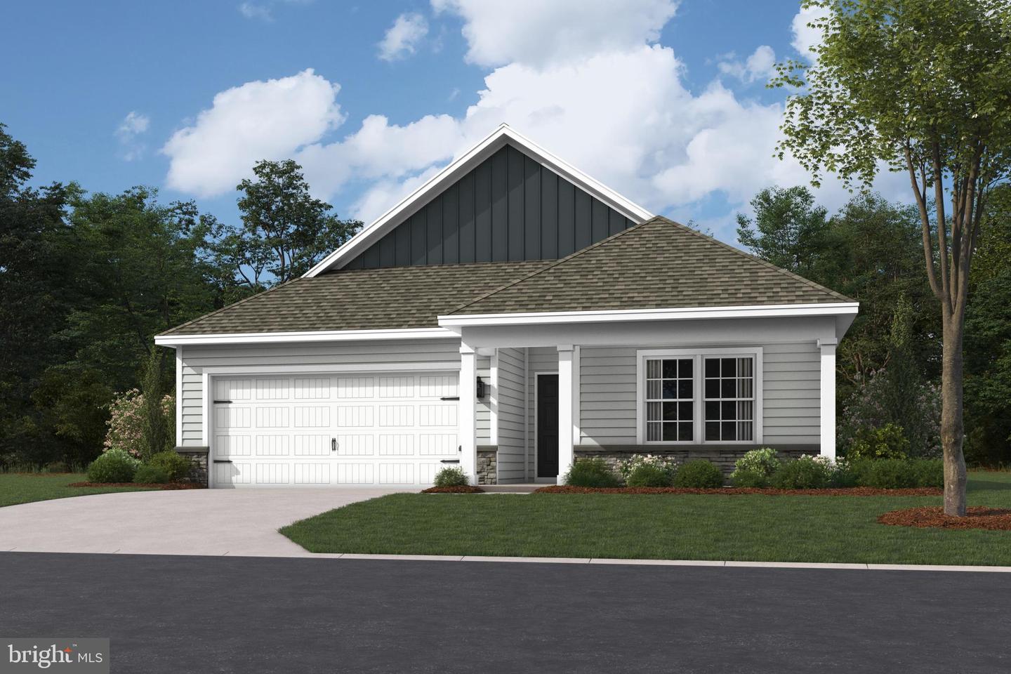 135 Christina Dr, York, PA 17404