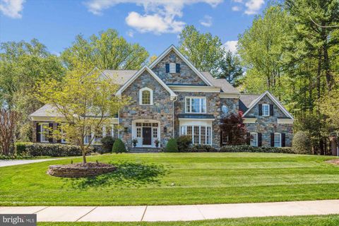 Single Family Residence in Rockville MD 15801 Thistlebridge DRIVE.jpg
