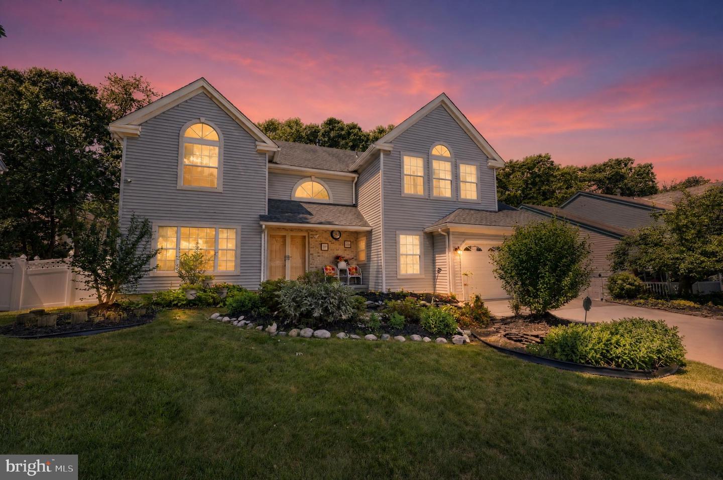 56 Jonquil Way, Sicklerville, NJ 08081
