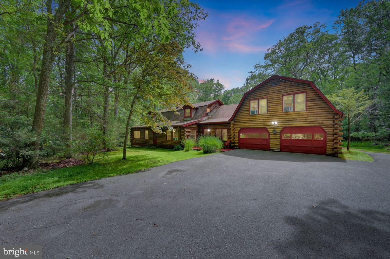 217 Lower Valley Dr, Kunkletown, PA 18058 photo