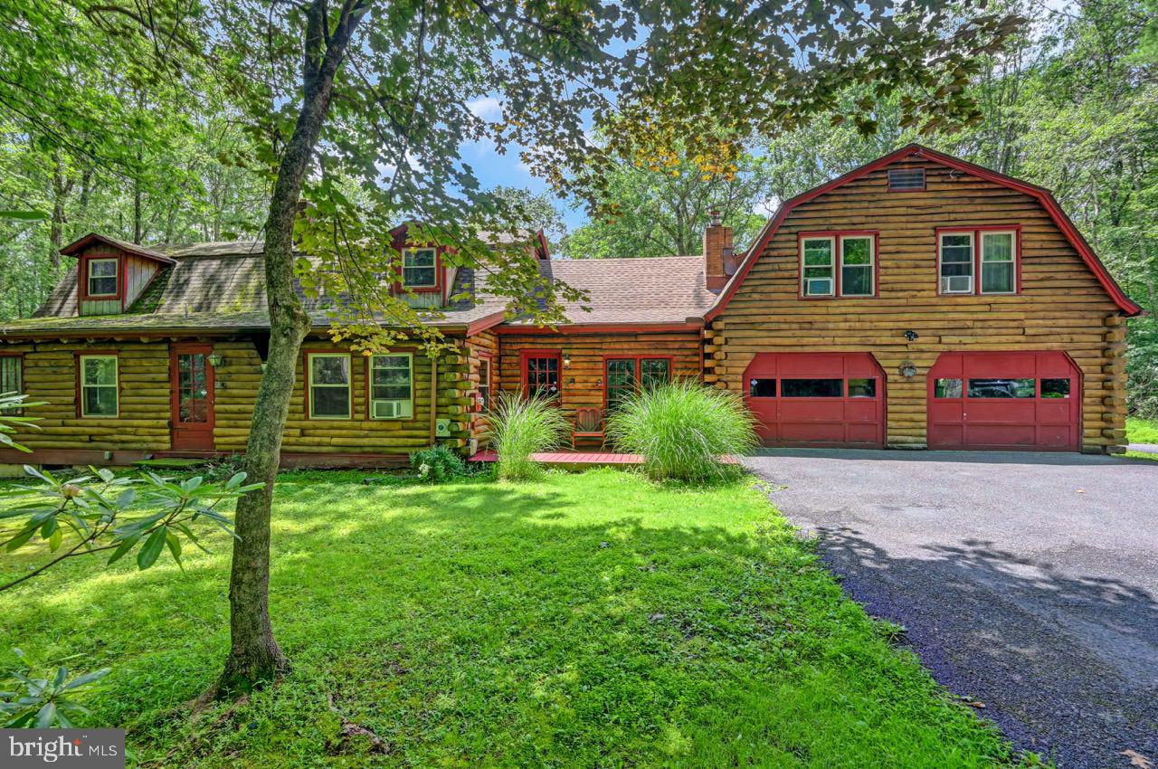 217 Lower Valley Dr, Kunkletown, PA 18058
