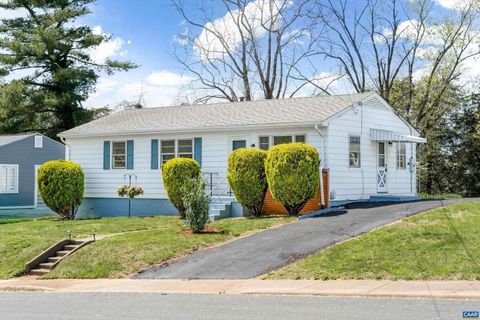 Single Family Residence in Charlottesville VA 1644 Meridian St.jpg