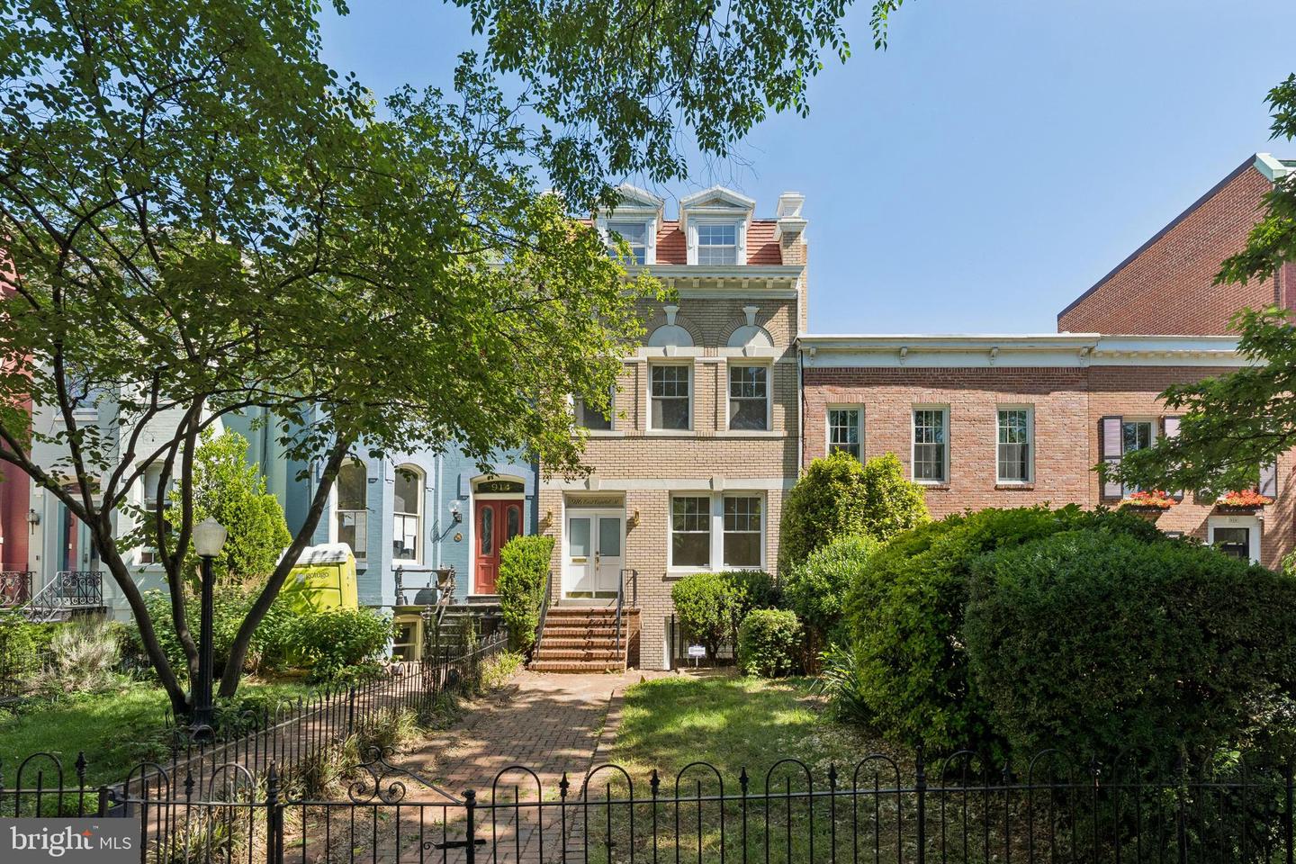 916 Capitol St, Washington, DC 20003