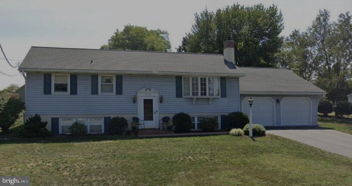 270 Hilltop View Way, Elizabethtown, PA 17022
