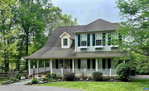 Single Family Residence in Charlottesville VA 3591 Garth Rd.jpg
