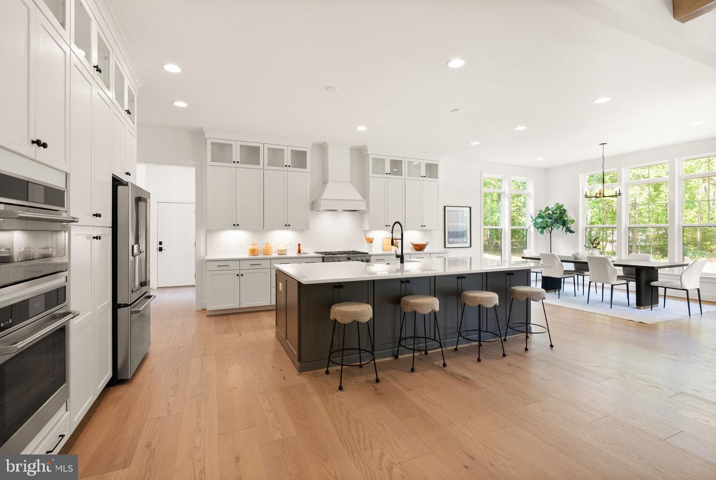 7215 Barnett Rd, Bethesda, MD 20817 photo