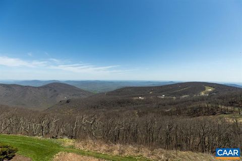 Condominium in Wintergreen Resort VA 1534 Cliffs Condos #1534.jpg
