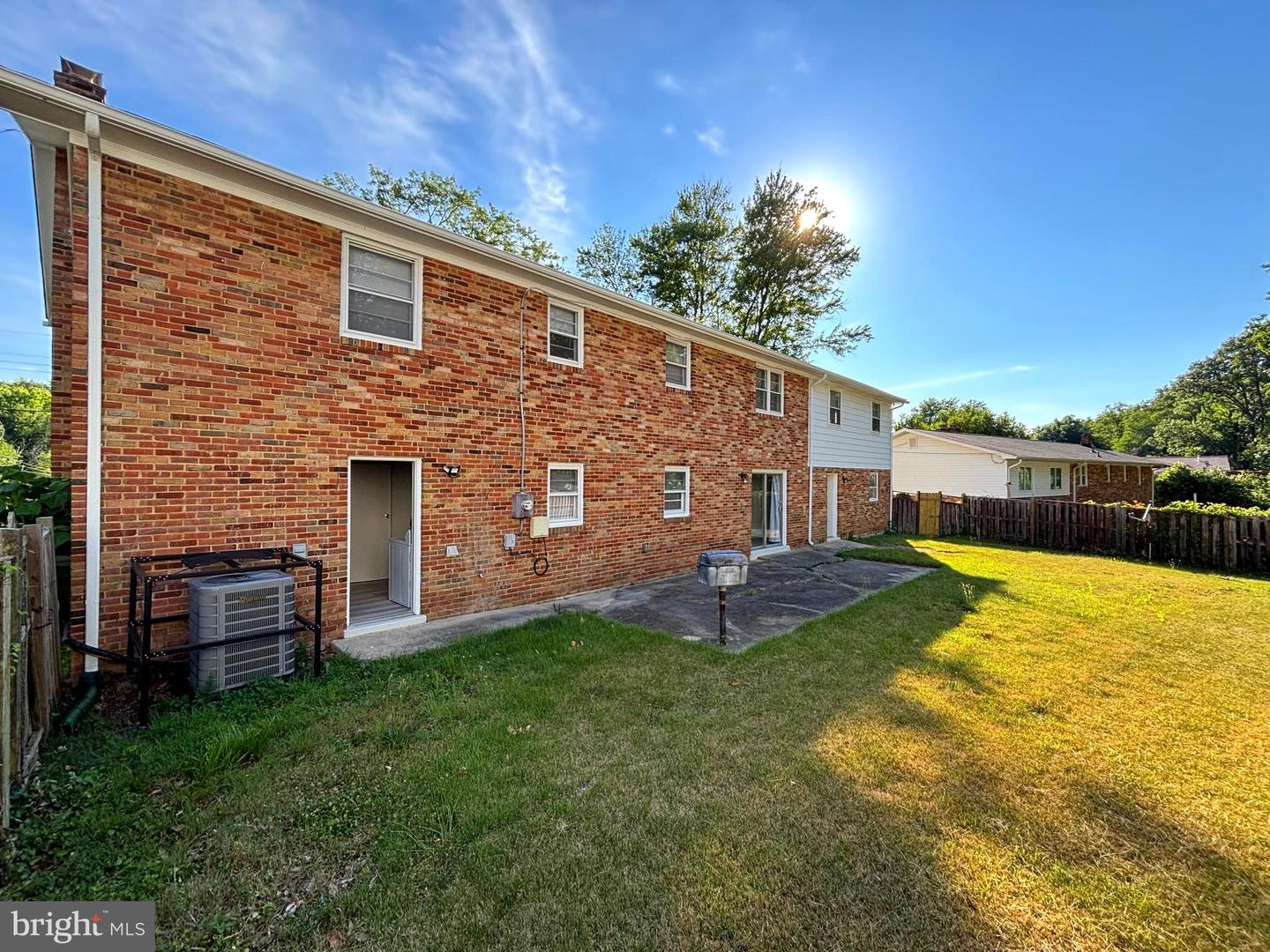 1701 Rhodesia Ave, Fort Washington, MD 20744 photo