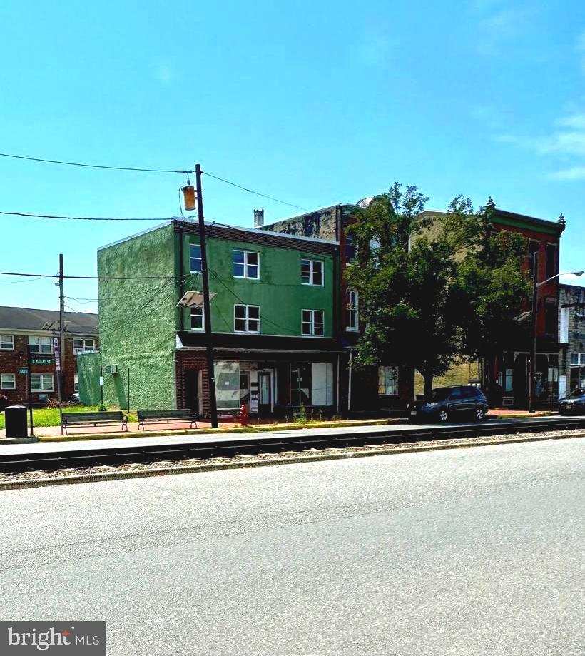20 22 Broad St, Burlington, NJ 08016