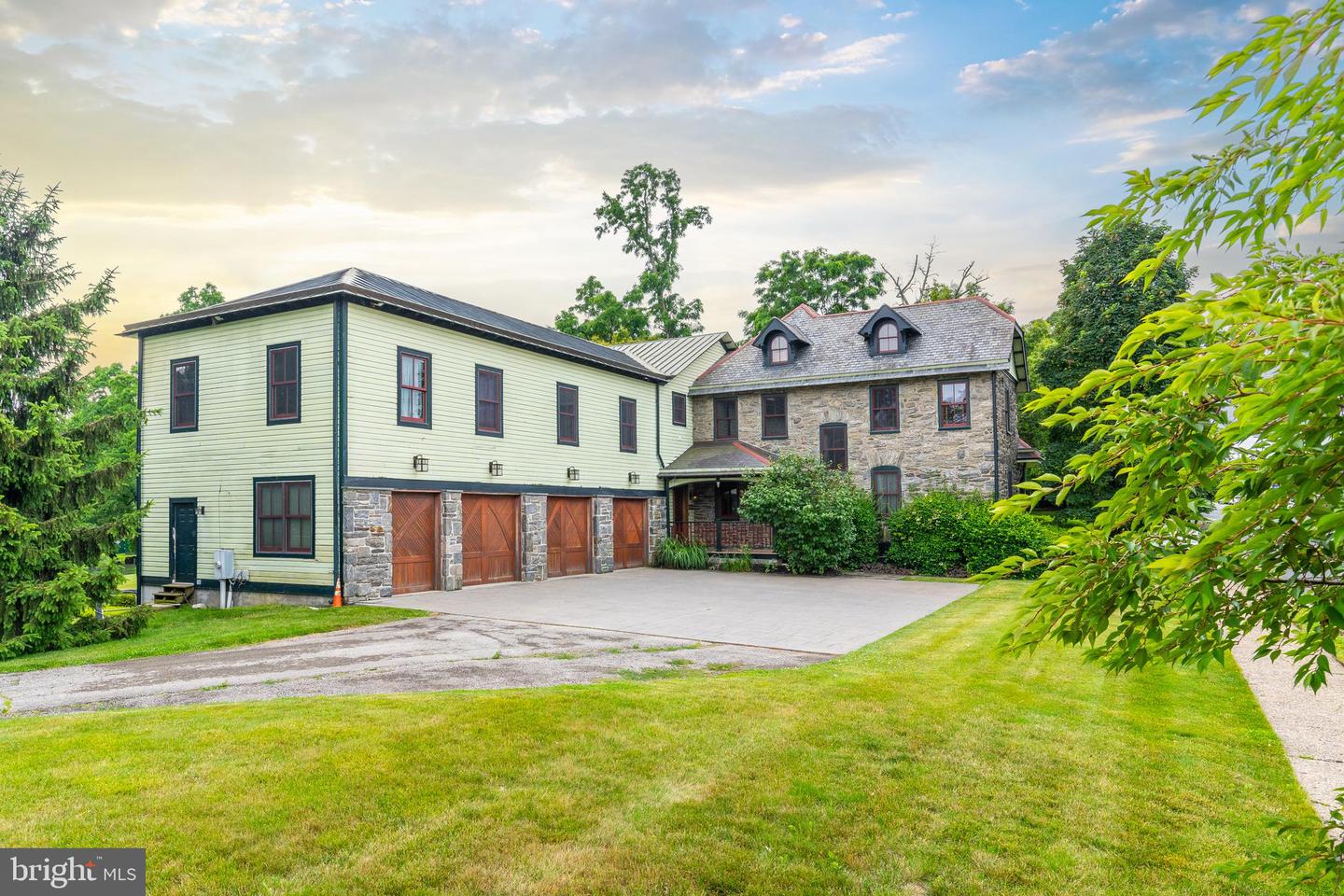 8101 Verree Rd, Philadelphia, PA 19111