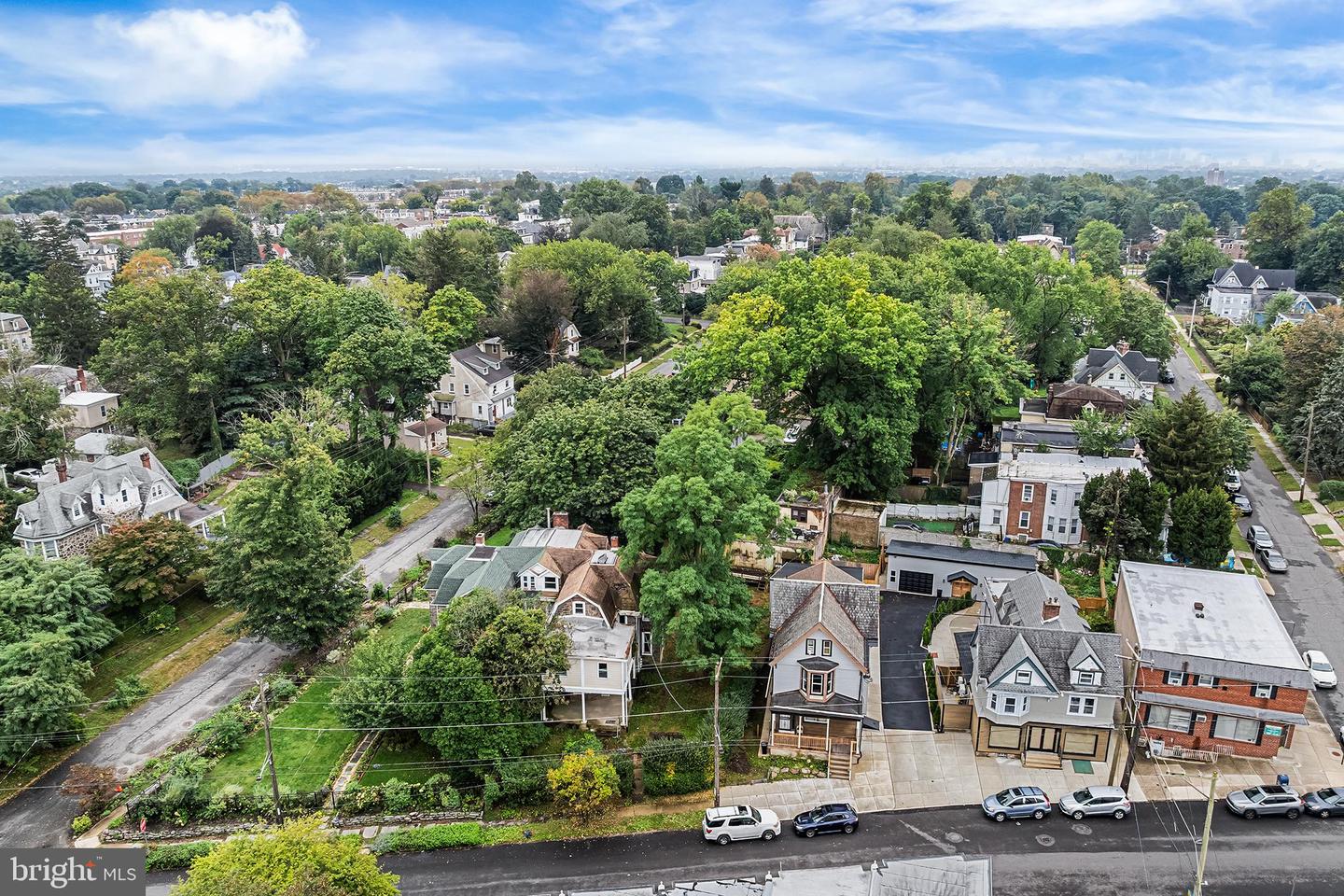 702 Oak Lane Ave, Philadelphia, PA 19126 photo