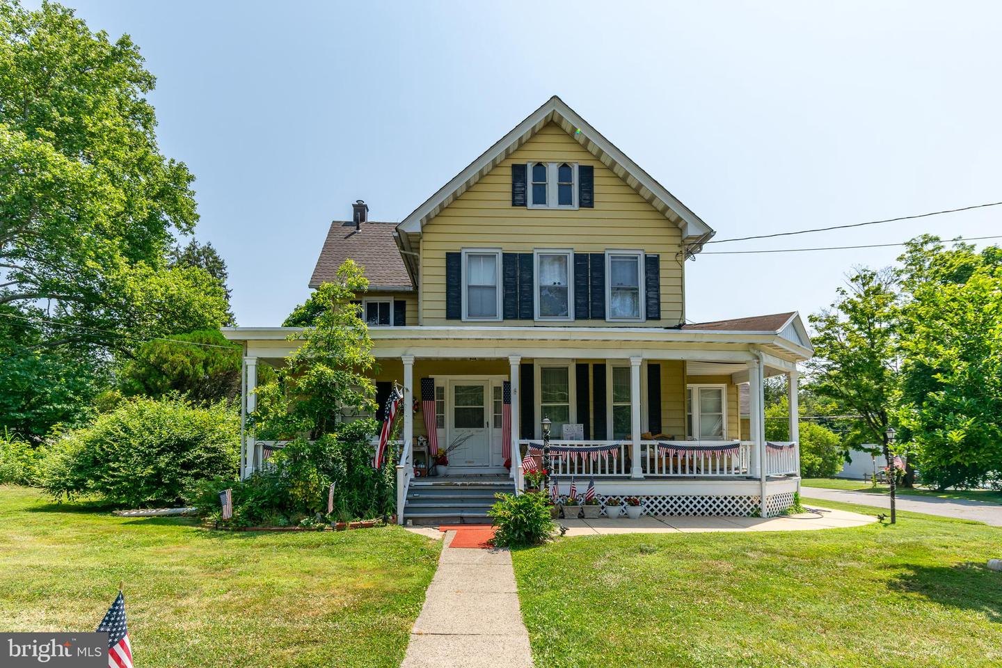 38 John Ringo Rd, Ringoes, NJ 08551