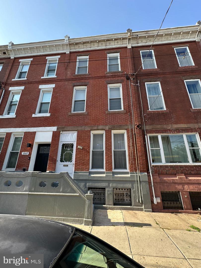 1505 Morris St, Philadelphia, PA 19145