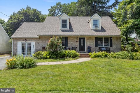Single Family Residence in Newark DE 111 Delaplane AVENUE.jpg