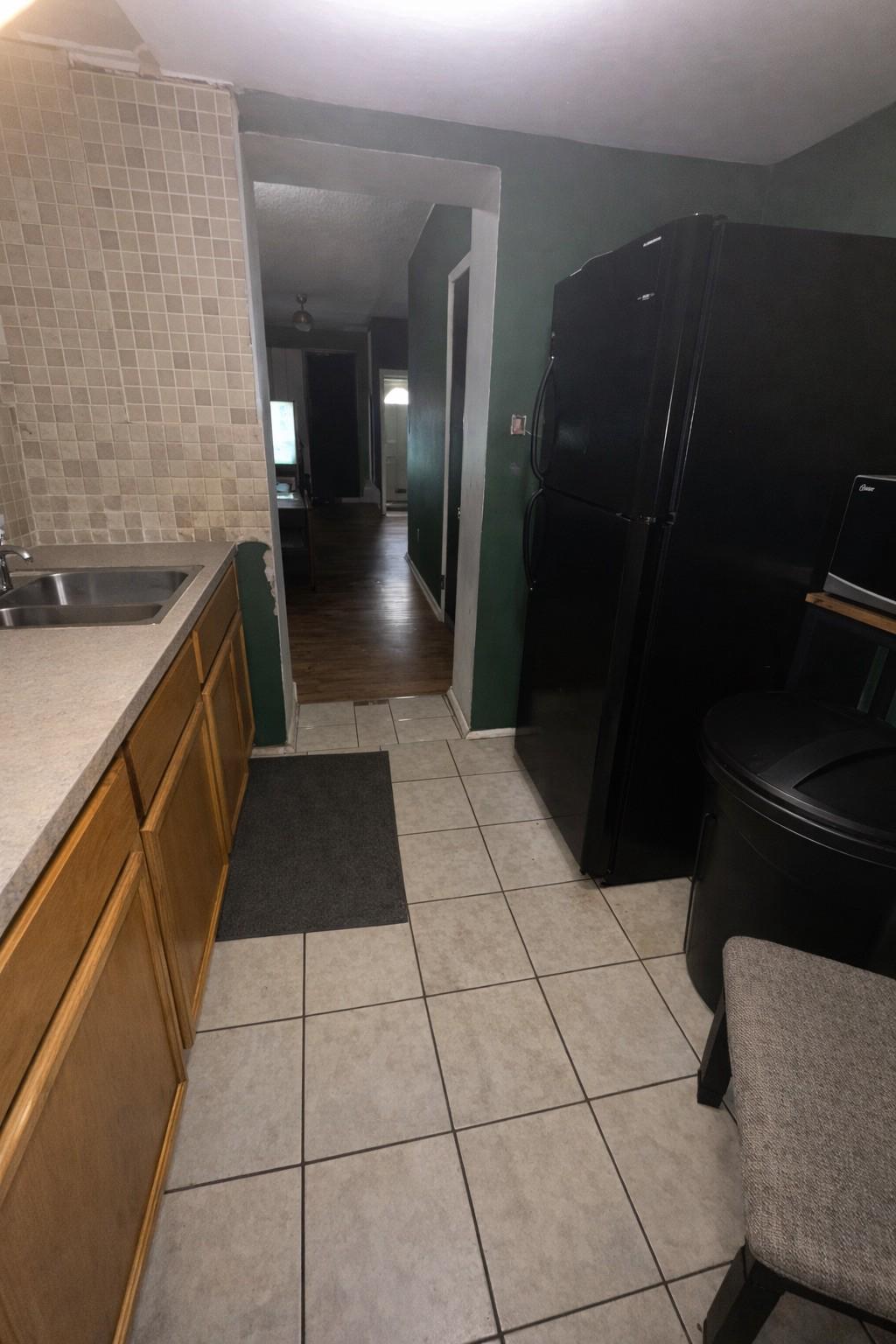 2431 N Lawrence St, Philadelphia, PA 19133 photo
