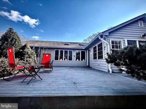 Single Family Residence in Tappahannock VA 1234 Old Creek Lake DRIVE 4.jpg