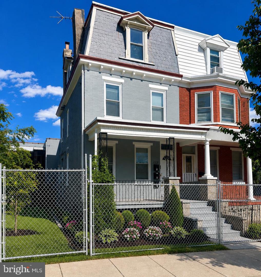 229 31 N 65th St, Philadelphia, PA 19139 photo