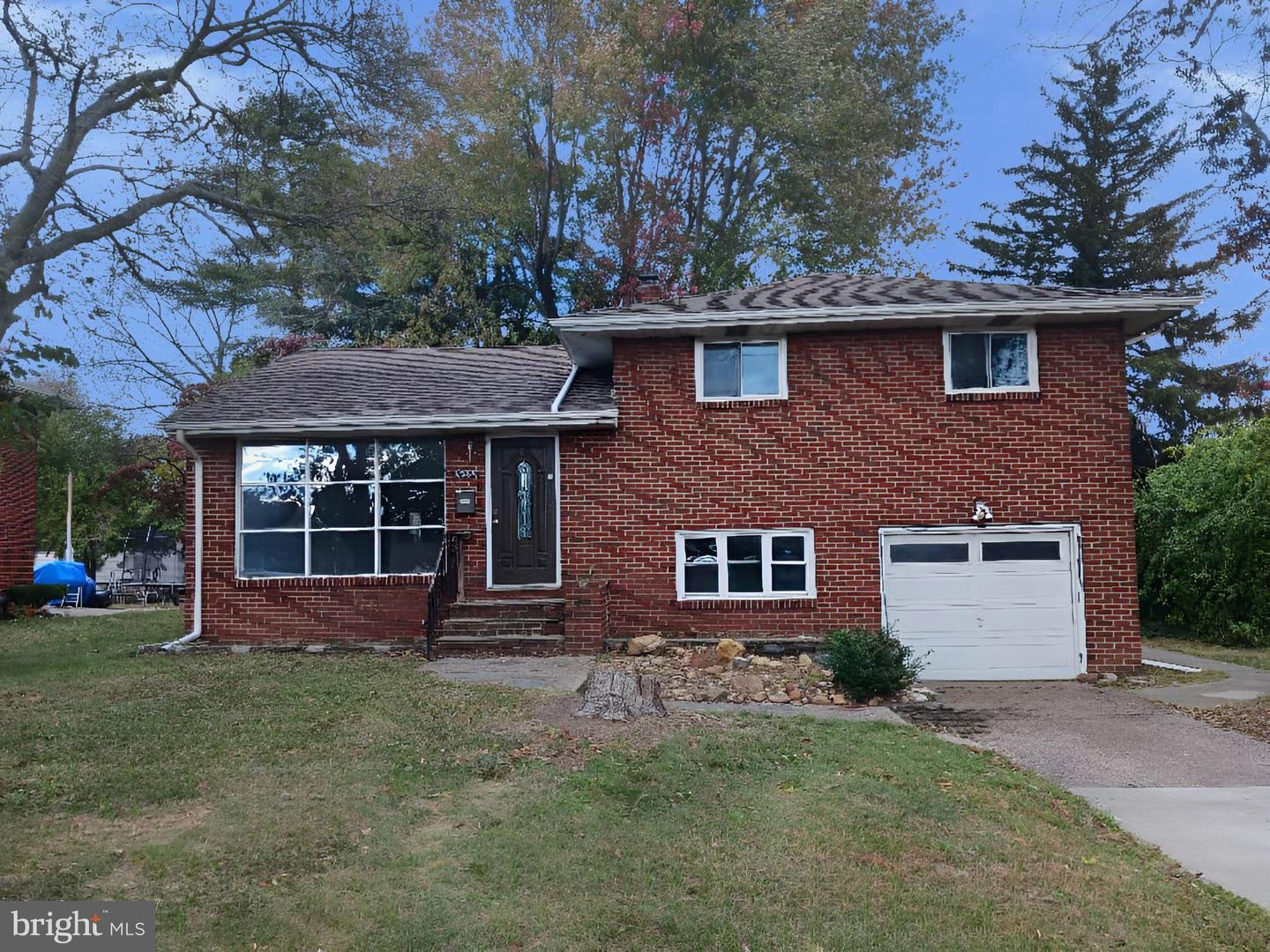 4209 Royal Ave, Pennsauken, NJ 08109