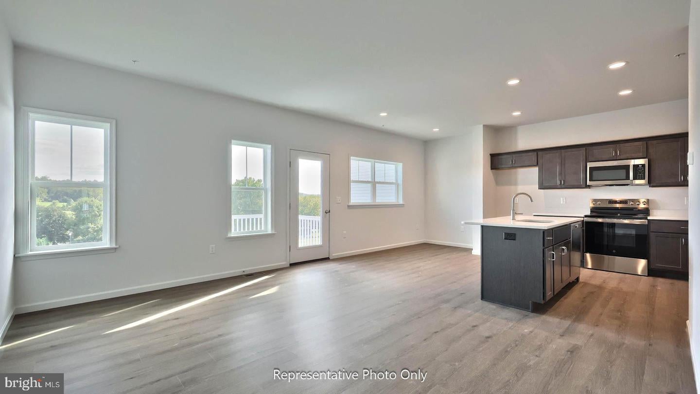 138 Foundry Ln, Lebanon, PA 17042 photo