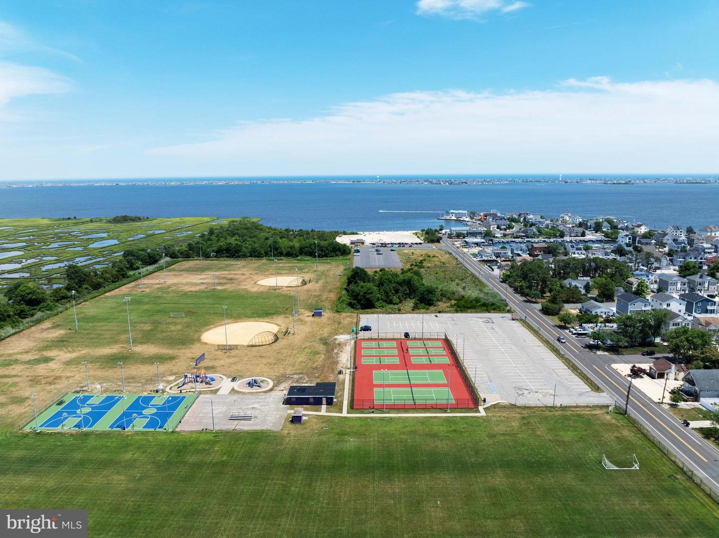 1254 Hereford Close, Toms River, NJ 08753 photo