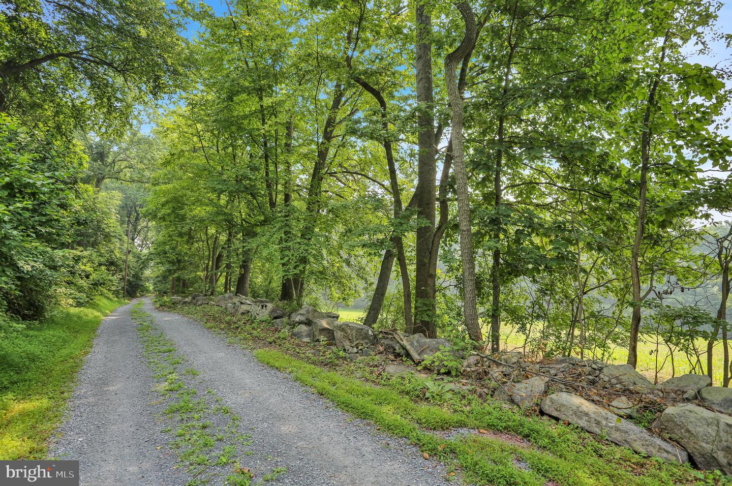 357 Ferry, Fleetwood, PA 19522