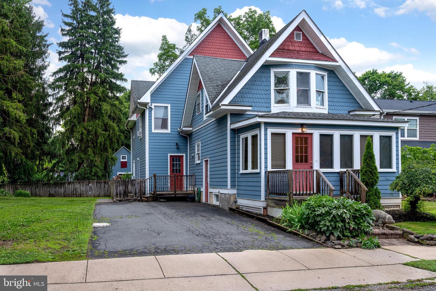 407 Reading St, Pennington, NJ 08534 photo