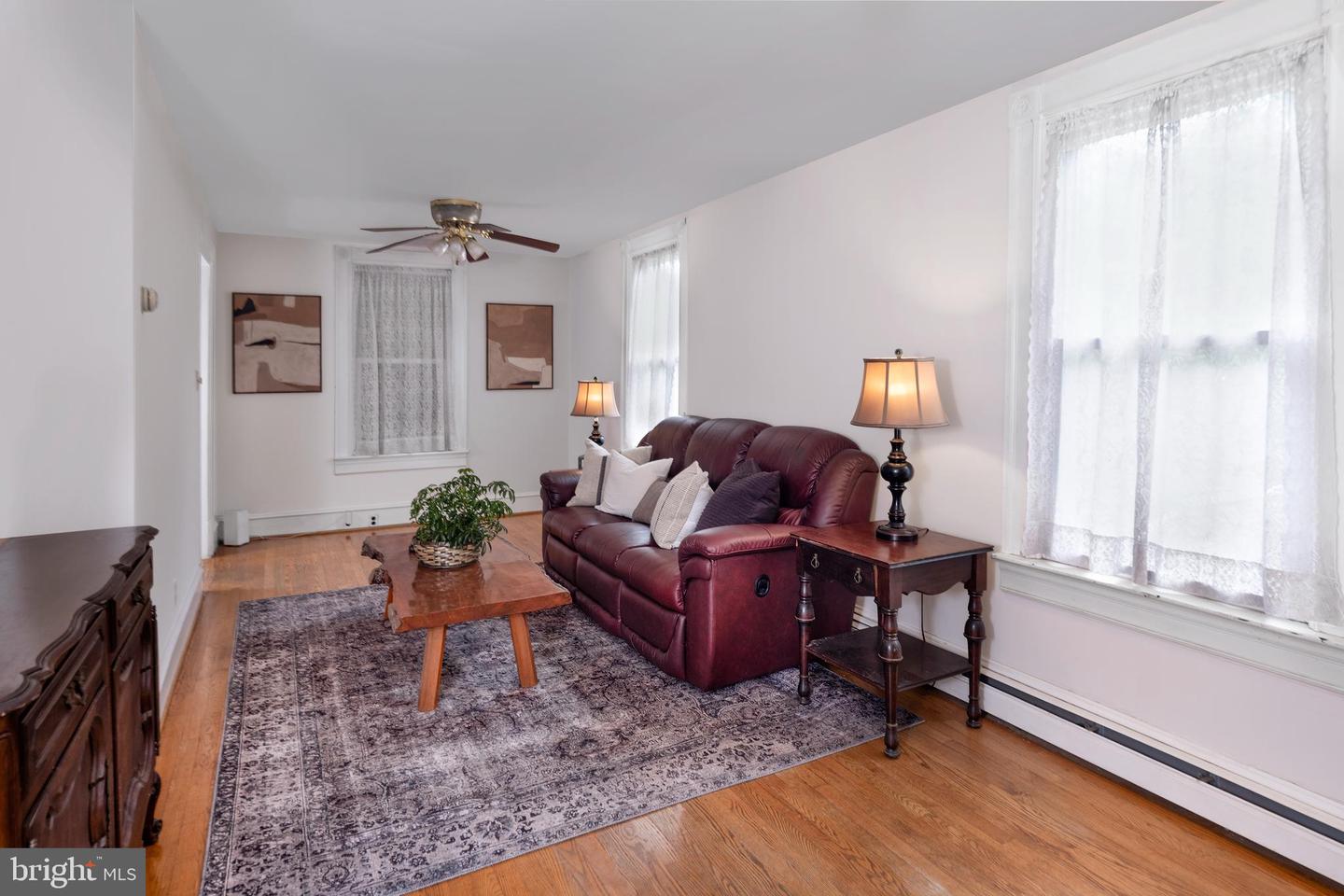 407 Reading St, Pennington, NJ 08534 photo