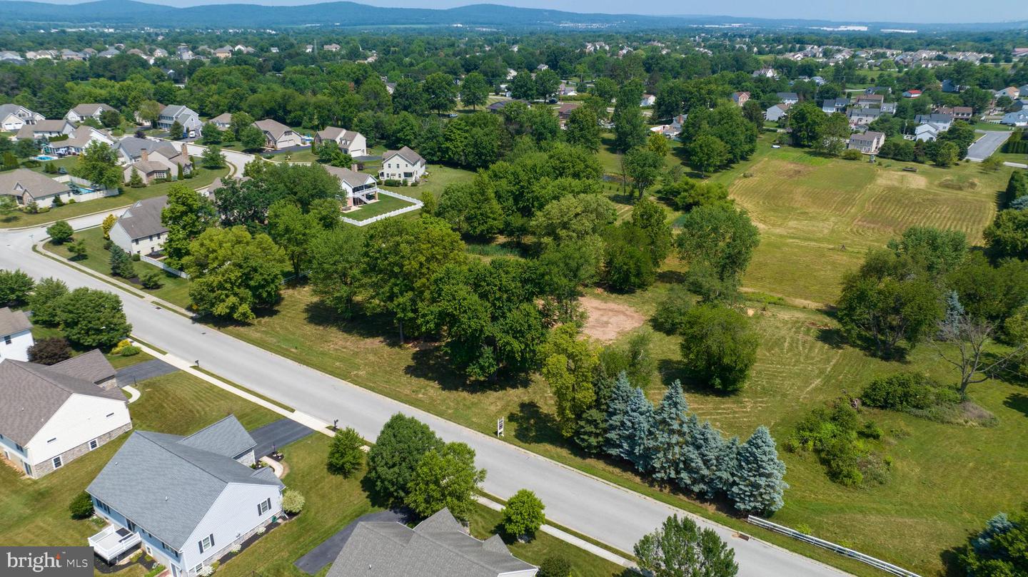 3 Saint Michaels Model Parkwood Dr #LOT, York, PA 17404 photo