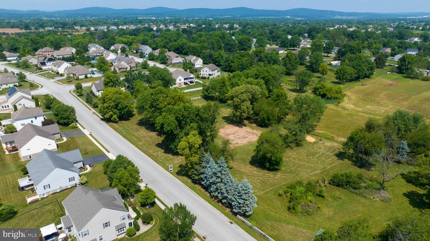 3 Saint Michaels Model Parkwood Dr #LOT, York, PA 17404 photo