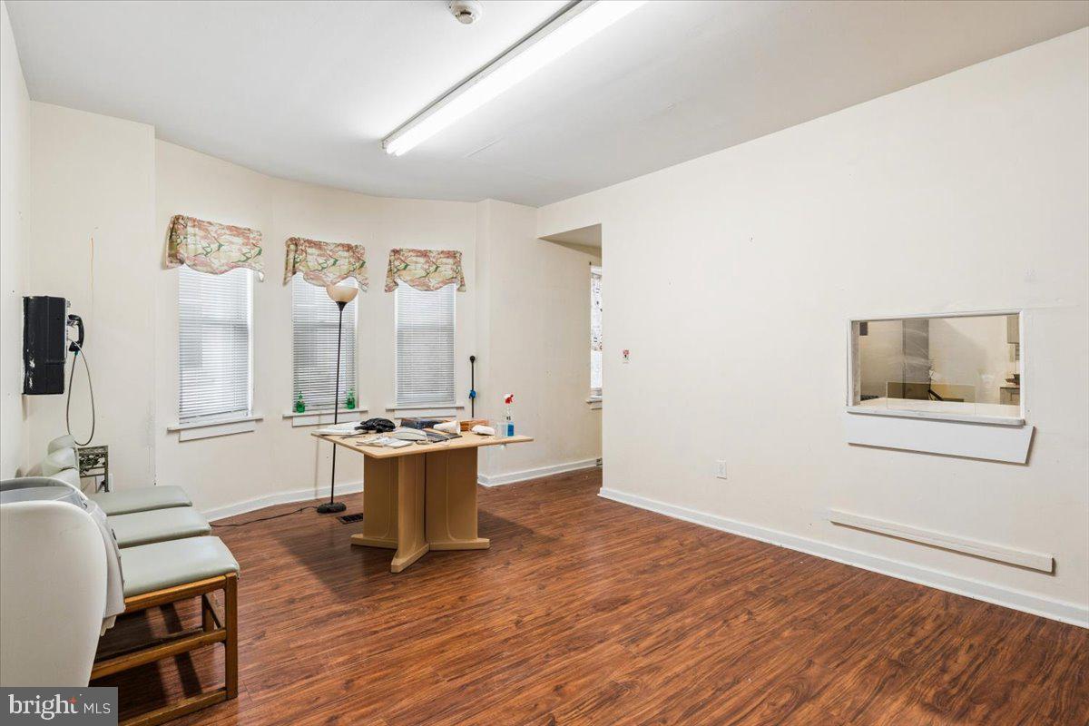 5205 7 Webster St, Philadelphia, PA 19143 photo