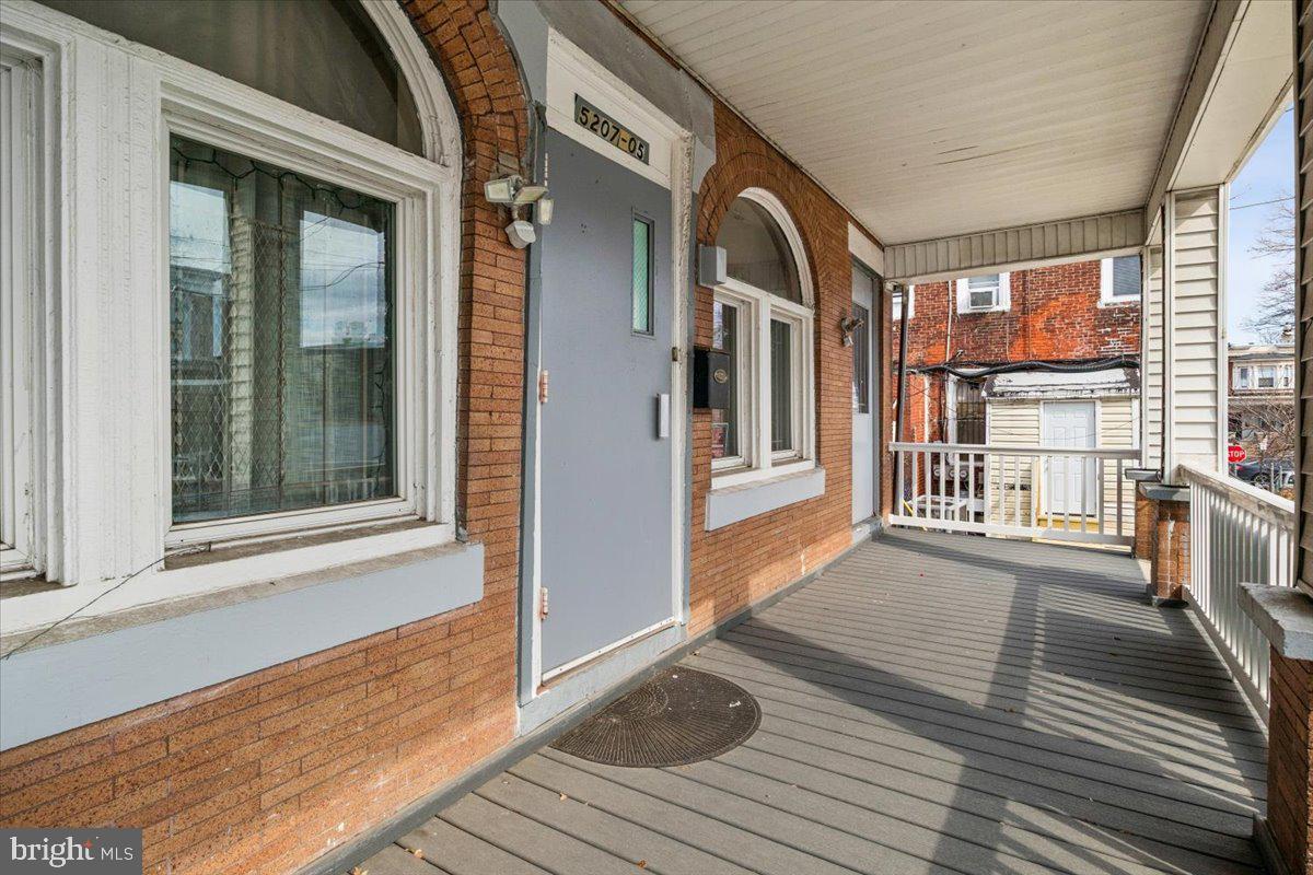 5205 7 Webster St, Philadelphia, PA 19143 photo