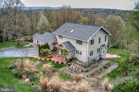 Single Family Residence in Lock Haven PA 2312 Teaberry LANE.jpg