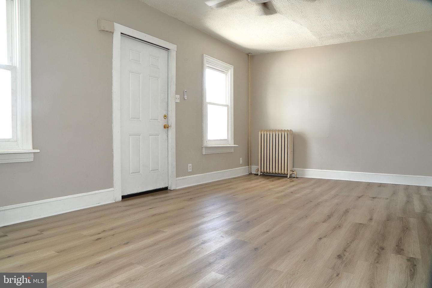 875 E Prospect St, York, PA 17403 photo