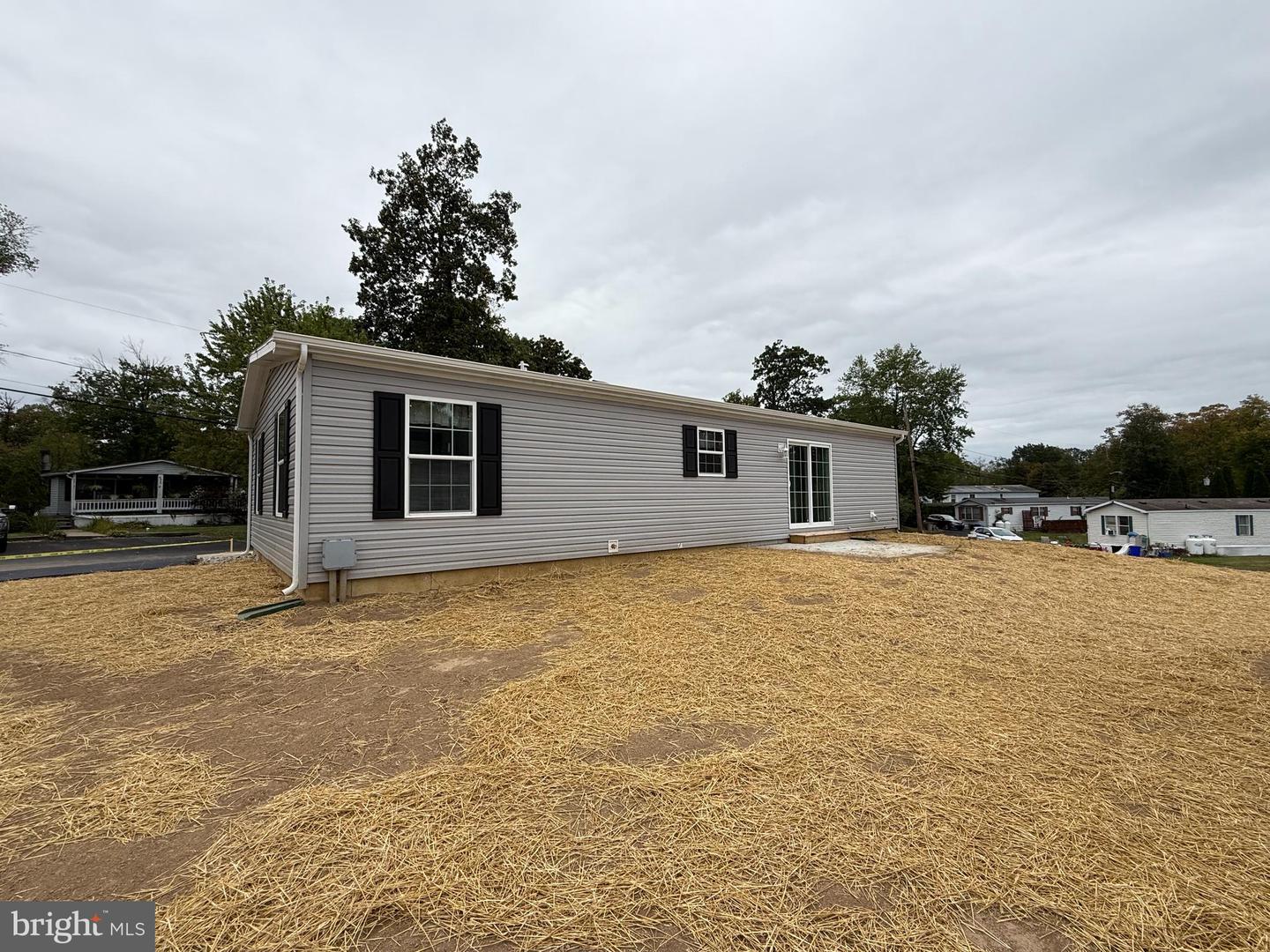 497 Roeder Ln, Sellersville, PA 19440 photo