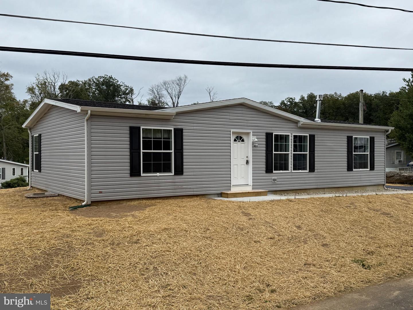 497 Roeder Ln, Sellersville, PA 19440