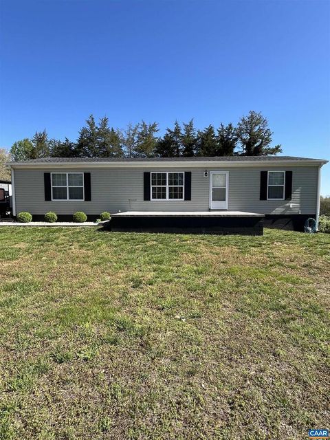 Single Family Residence in Stanardsville VA 18 Shepherds Hill Rd.jpg