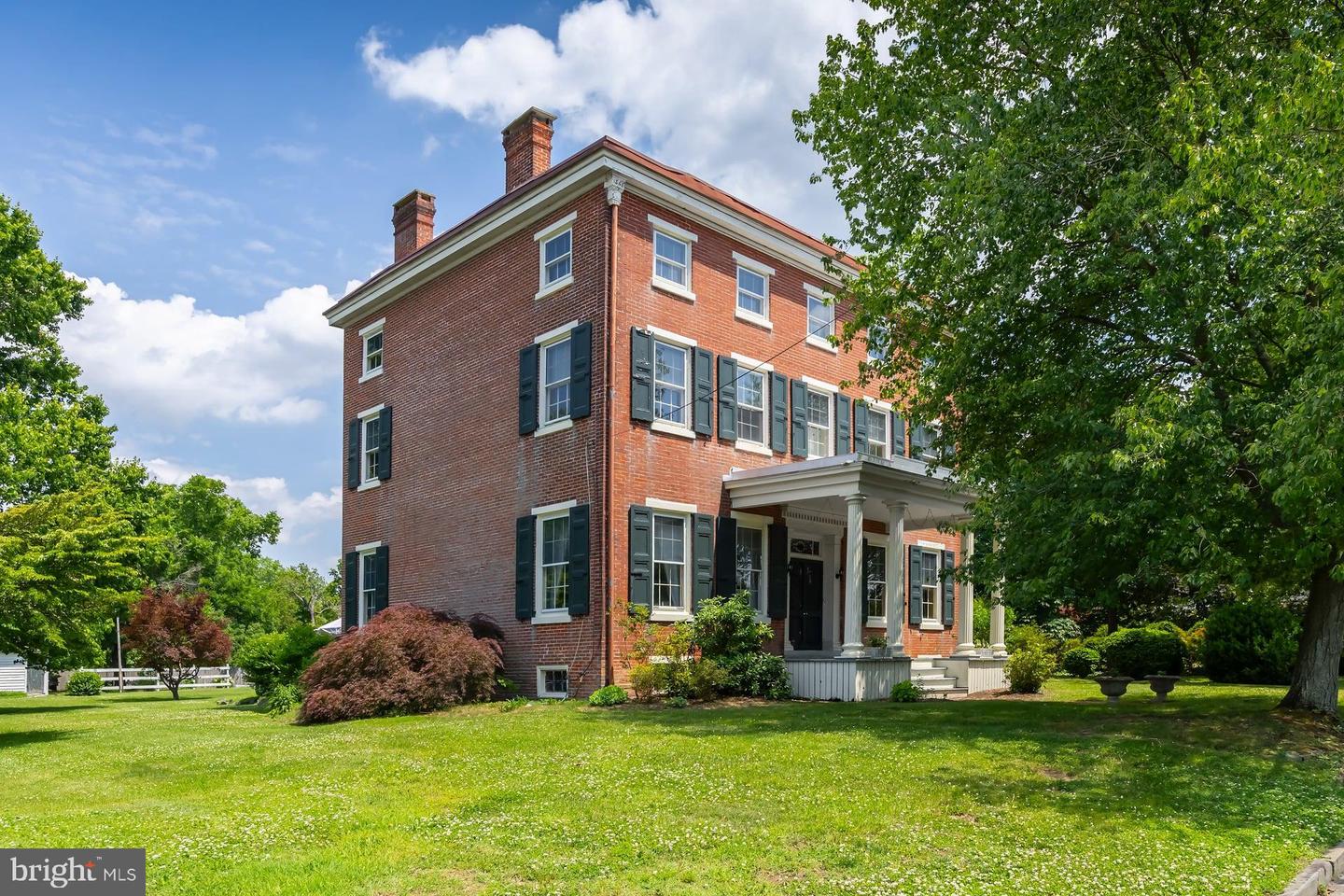 26 N Greenwich St, Alloway, NJ 08001 photo