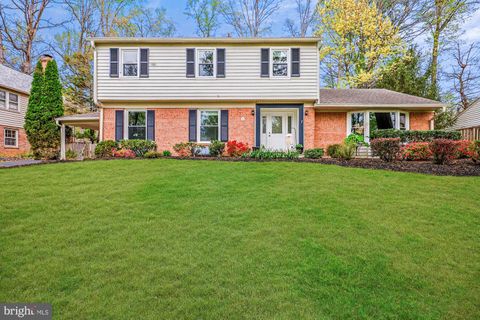 Single Family Residence in Potomac MD 3 Harrowgate COURT.jpg