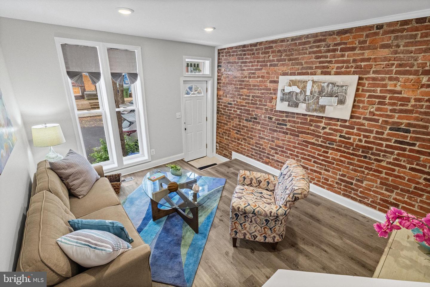 2633 Boone St, Baltimore, MD 21218 photo