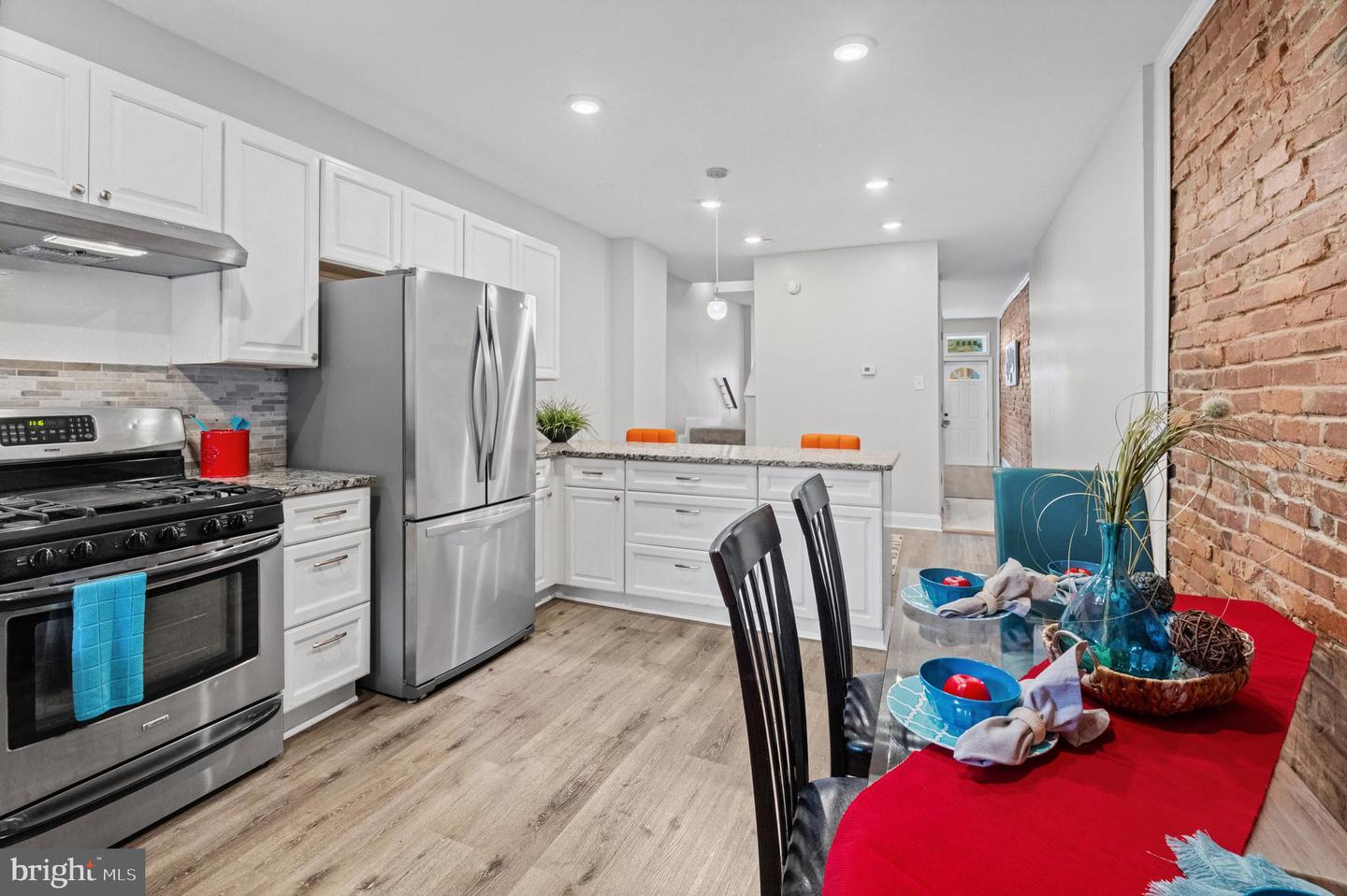 2633 Boone St, Baltimore, MD 21218 photo