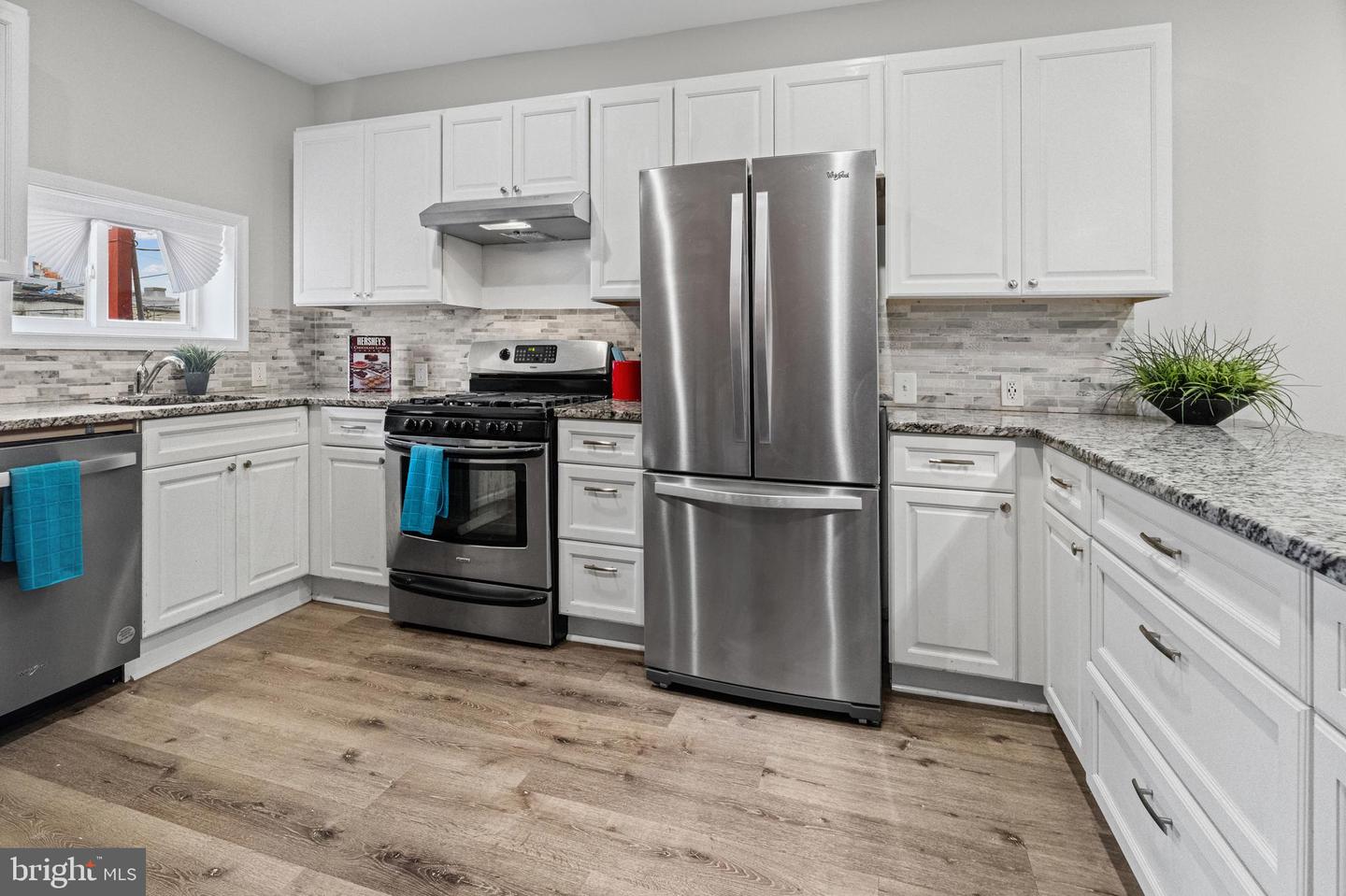 2633 Boone St, Baltimore, MD 21218 photo