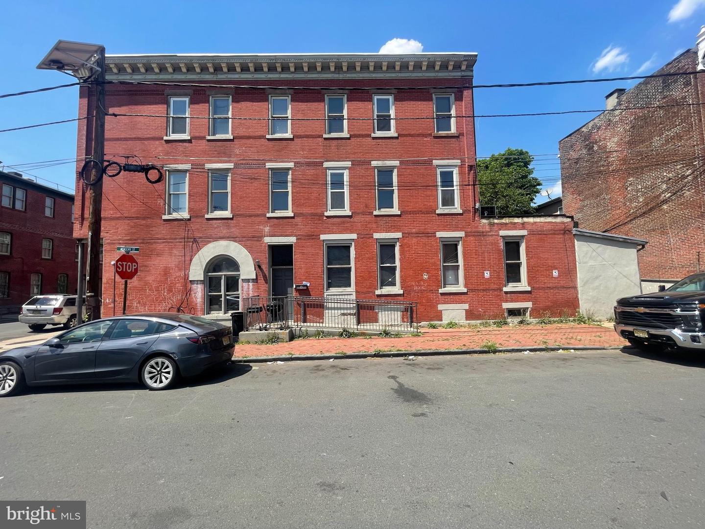 102 N Stockton St, Trenton, NJ 08618 photo