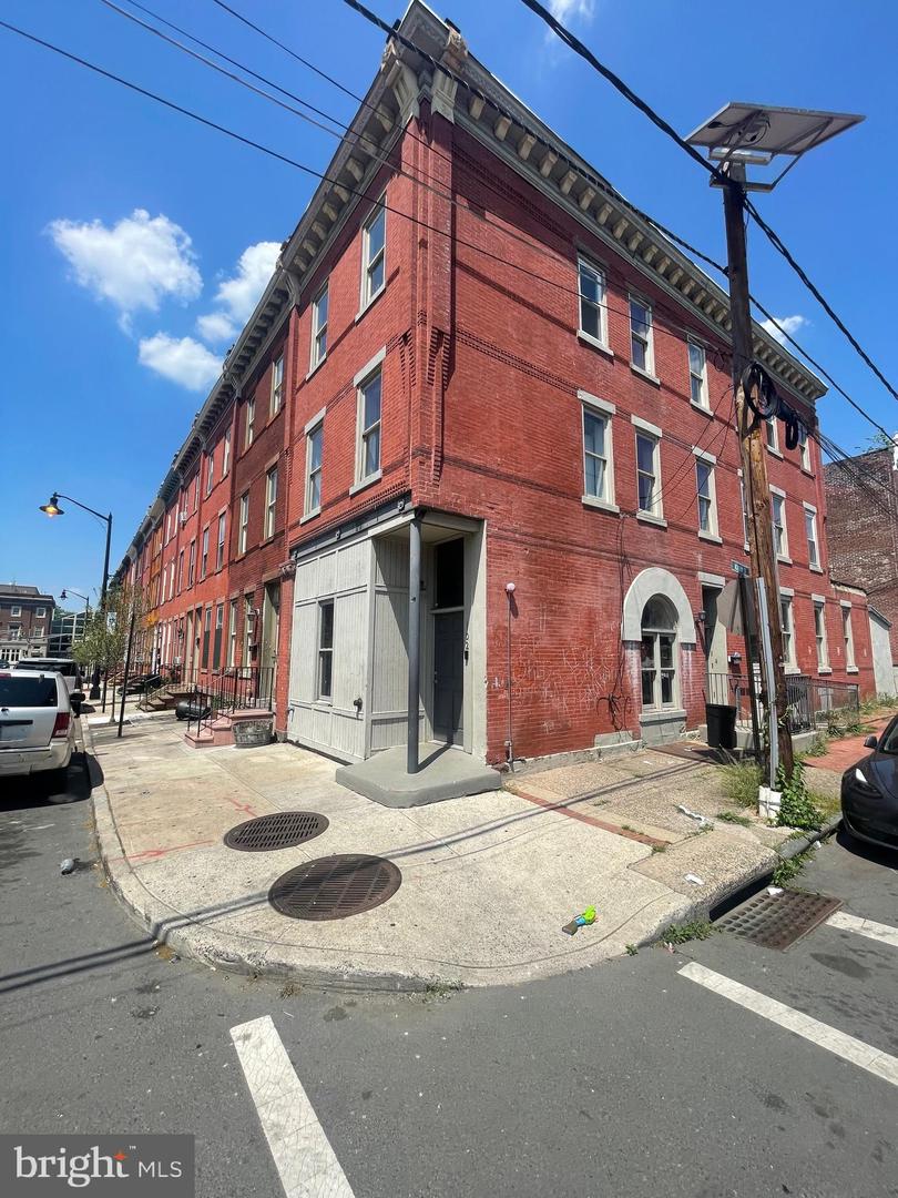 102 N Stockton St, Trenton, NJ 08618 photo