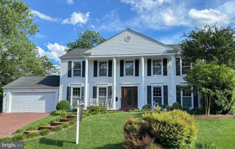 Single Family Residence in Alexandria VA 4004 Featherstone PLACE.jpg