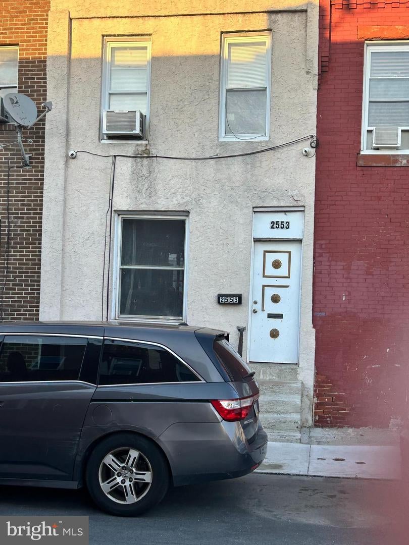2553 Reese St, Philadelphia, PA 19148