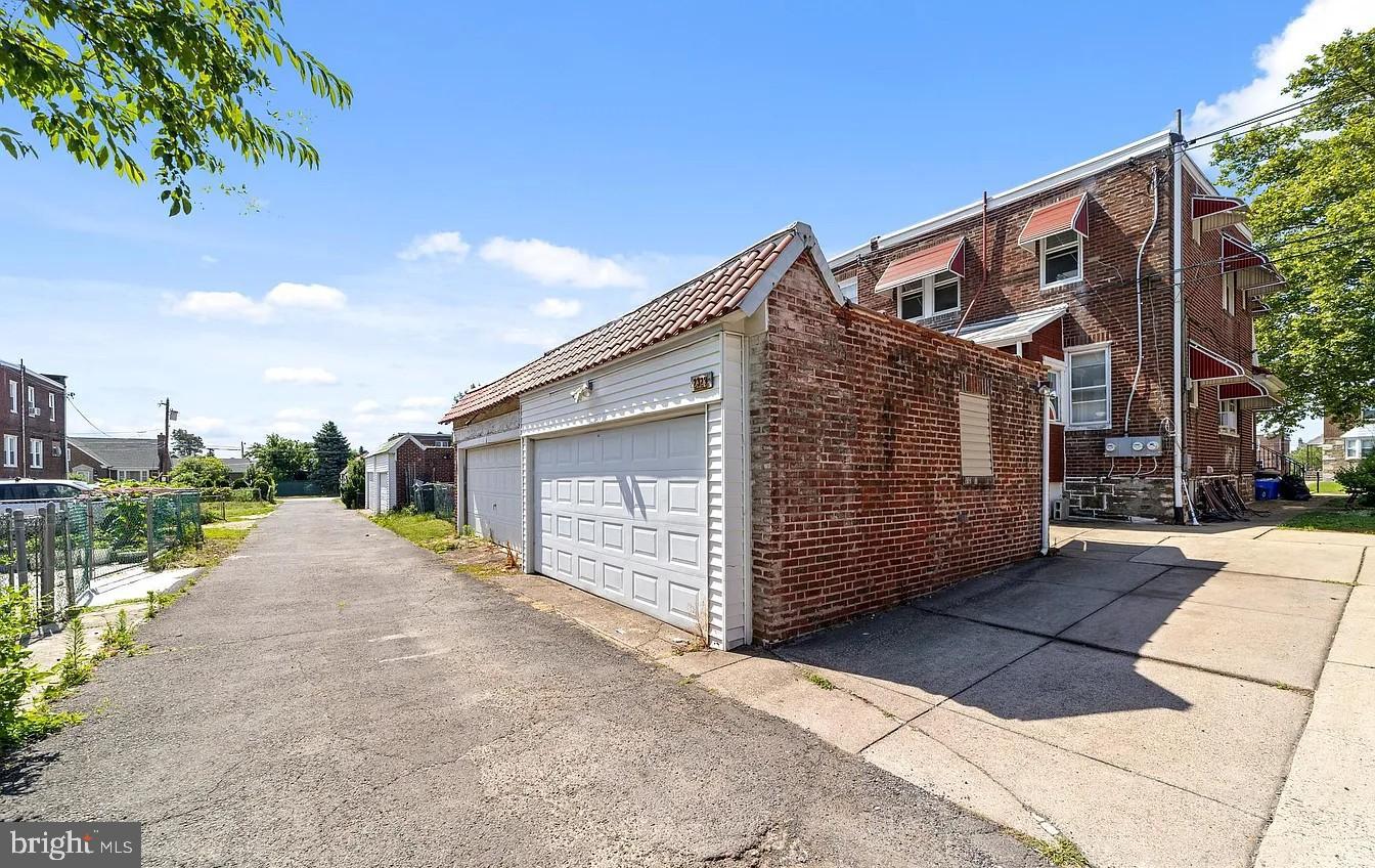 2329 Rhawn St, Philadelphia, PA 19152 photo